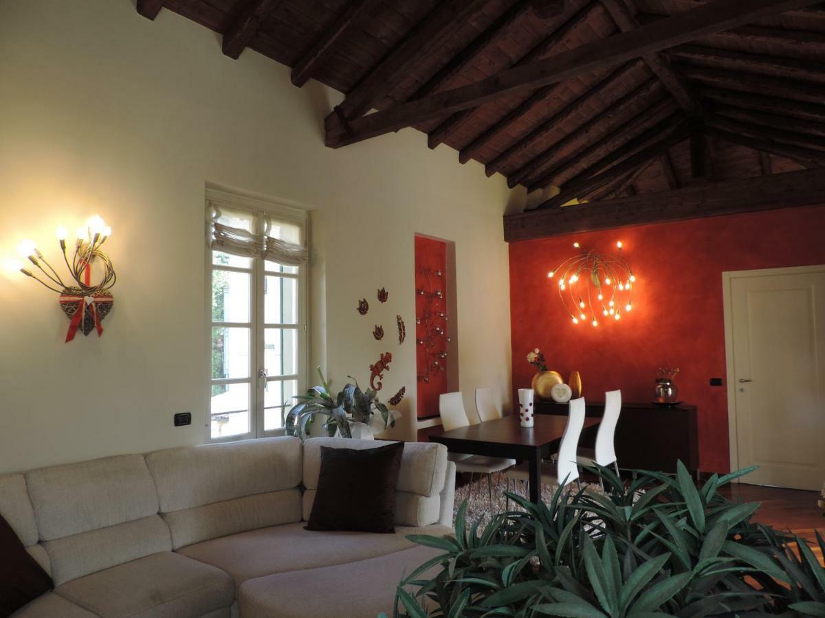 Feeling At Home - Varese Apartment Экстерьер фото