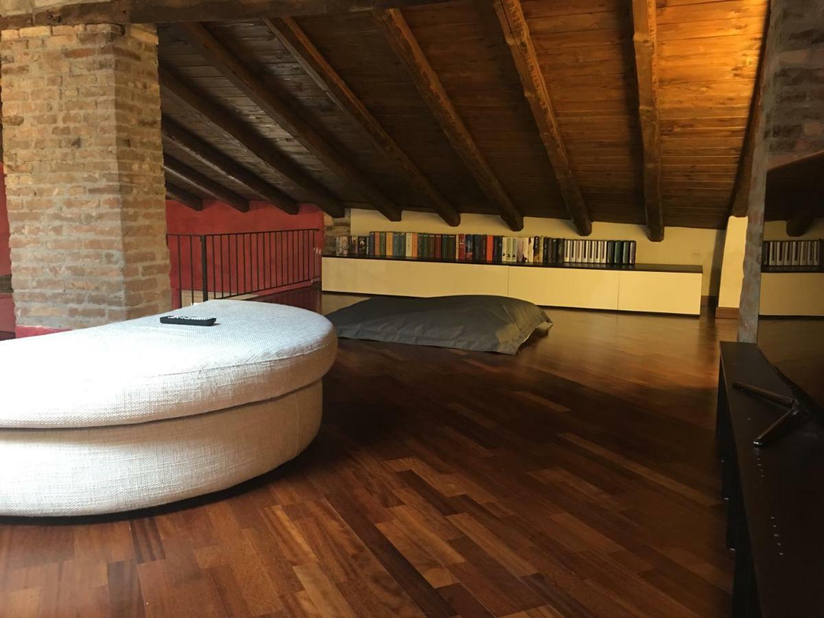 Feeling At Home - Varese Apartment Экстерьер фото